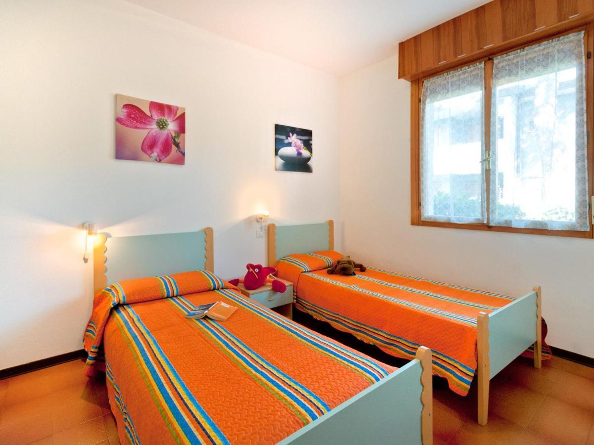 Apartment Villaggio Azzurro-1 By Interhome Бибионе Екстериор снимка